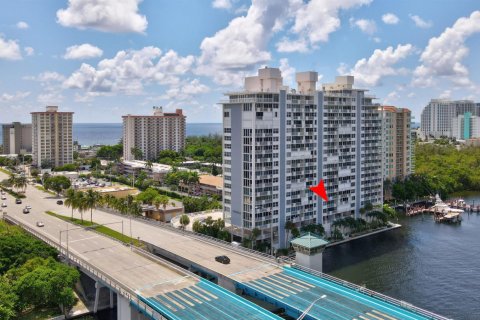 Condominio en venta en Fort Lauderdale, Florida, 2 dormitorios, 146.32 m2 № 2249464 - foto 26