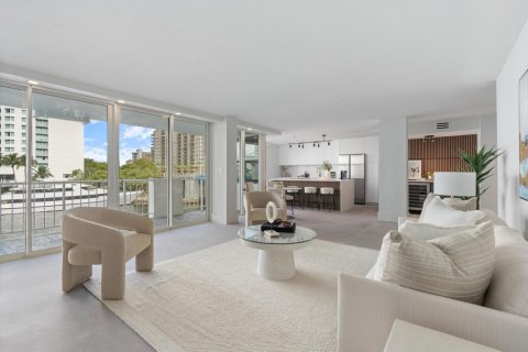 Condominio en venta en Fort Lauderdale, Florida, 2 dormitorios, 146.32 m2 № 2249464 - foto 4