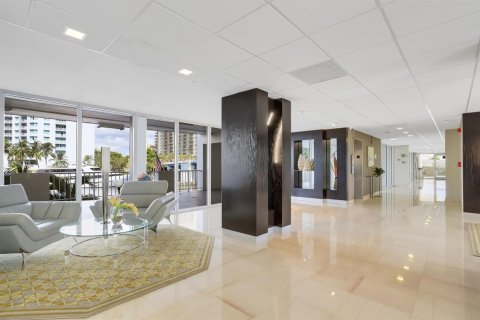 Condominio en venta en Fort Lauderdale, Florida, 2 dormitorios, 146.32 m2 № 2249464 - foto 24