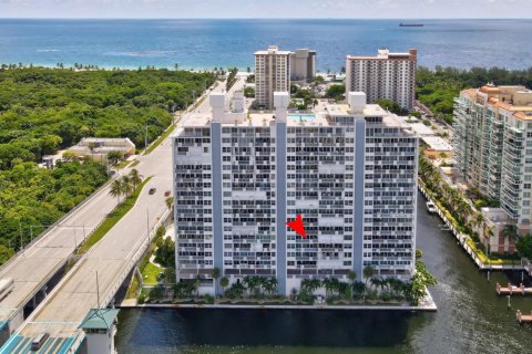 Condominio en venta en Fort Lauderdale, Florida, 2 dormitorios, 146.32 m2 № 2249464 - foto 28