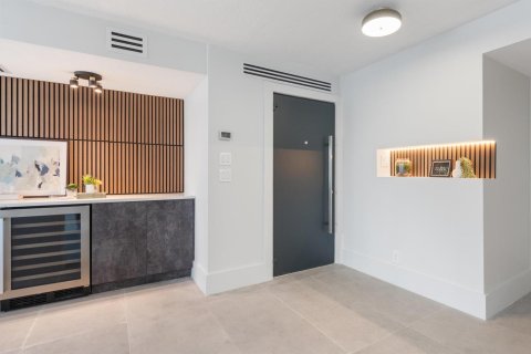 Condominio en venta en Fort Lauderdale, Florida, 2 dormitorios, 146.32 m2 № 2249464 - foto 11