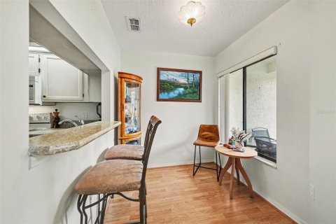 Condo in Apopka, Florida, 2 bedrooms  № 2229856 - photo 14
