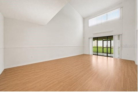 Condo in Apopka, Florida, 2 bedrooms  № 2229856 - photo 30