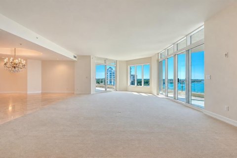 Condominio en venta en Sarasota, Florida, 3 dormitorios, 337.79 m2 № 2418478 - foto 10