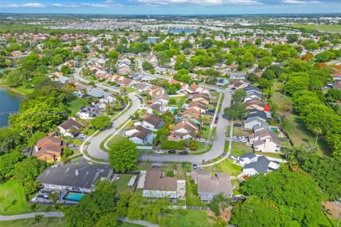 Villa ou maison à vendre à Homestead, Floride: 3 chambres, 128.95 m2 № 1940153 - photo 11
