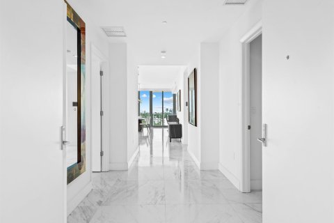 Condo in Fort Lauderdale, Florida, 3 bedrooms № 2146380 - photo 5