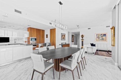 Condo in Fort Lauderdale, Florida, 3 bedrooms № 2146380 - photo 12