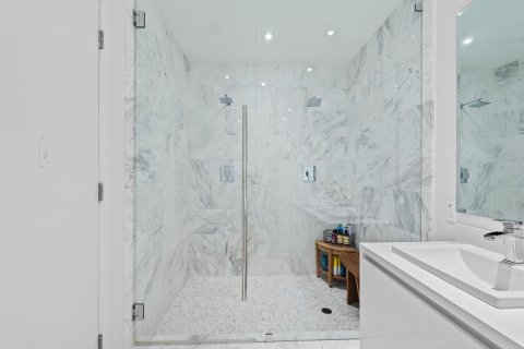 Condo in Fort Lauderdale, Florida, 3 bedrooms № 2146380 - photo 22