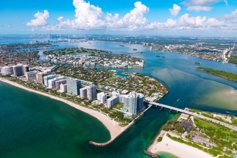 Condo in Bal Harbour, Florida, 3 bedrooms  № 1862101 - photo 13
