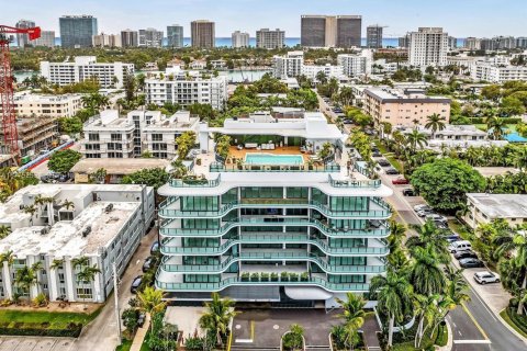 Condo in Bal Harbour, Florida, 3 bedrooms  № 1862101 - photo 1