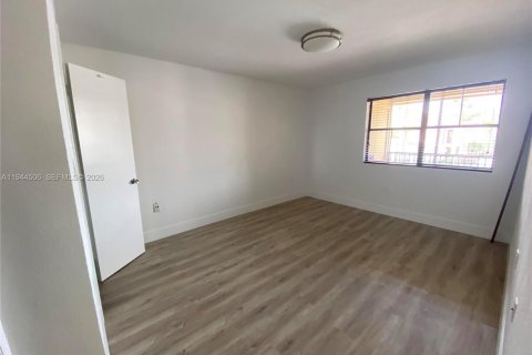 Copropriété à louer à Miami, Floride: 1 chambre, 69.4 m2 № 2001065 - photo 7