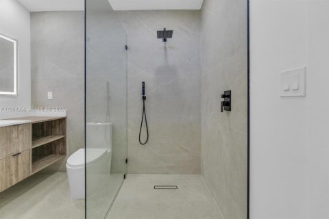 Villa ou maison à louer à Miami, Floride: 3 chambres № 2027082 - photo 12
