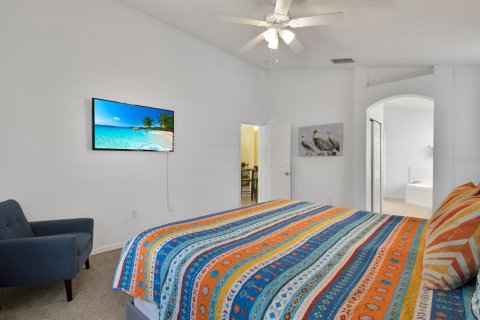 House in Kissimmee, Florida 3 bedrooms, 142.7 sq.m. № 1717253 - photo 17
