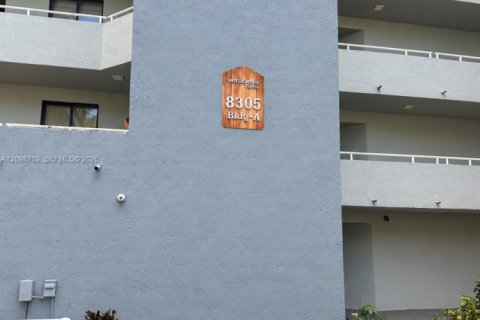 Appartement à Miami, Floride 1 chambre, 78.87 m2 № 2402098