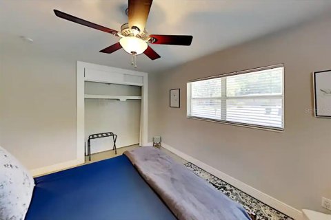 House in Tampa, Florida 3 bedrooms, 142.05 sq.m. № 1795810 - photo 18