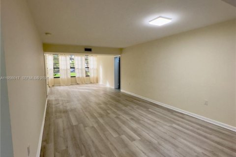 Condominio en alquiler en Davie, Florida, 2 dormitorios, 128.67 m2 № 2010430 - foto 7