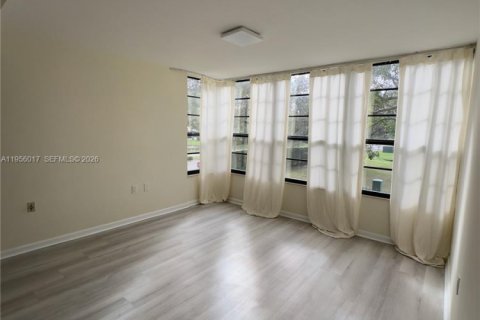 Condominio en alquiler en Davie, Florida, 2 dormitorios, 128.67 m2 № 2010430 - foto 9