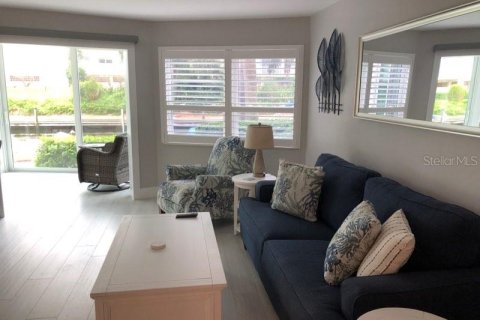 Condo in Sarasota, Florida, 2 bedrooms  № 721114 - photo 8