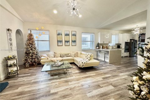 Casa en venta en Homestead, Florida, 3 dormitorios, 149.57 m2 № 2005318 - foto 5