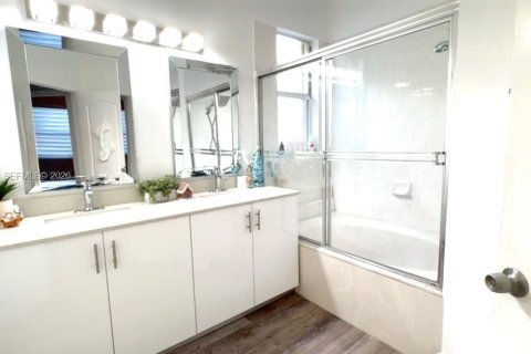 Casa en venta en Homestead, Florida, 3 dormitorios, 149.57 m2 № 2005318 - foto 16