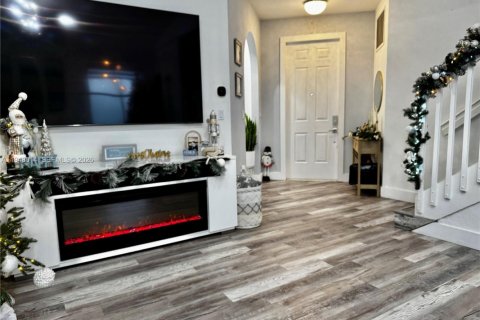 Casa en venta en Homestead, Florida, 3 dormitorios, 149.57 m2 № 2005318 - foto 7