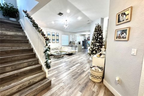 Casa en venta en Homestead, Florida, 3 dormitorios, 149.57 m2 № 2005318 - foto 3