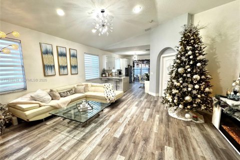 Casa en venta en Homestead, Florida, 3 dormitorios, 149.57 m2 № 2005318 - foto 4