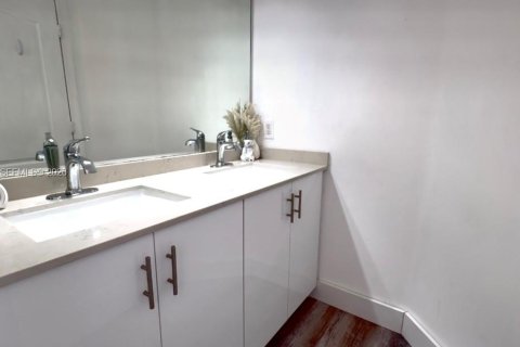 Casa en venta en Homestead, Florida, 3 dormitorios, 149.57 m2 № 2005318 - foto 18