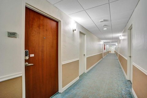 Купить кондоминиум в Холливуд, Флорида 3 комнаты, 84.08м2, № 2187190 - фото 5