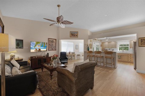 Villa ou maison à vendre à Homestead, Floride: 2 chambres, 108.79 m2 № 1949510 - photo 9