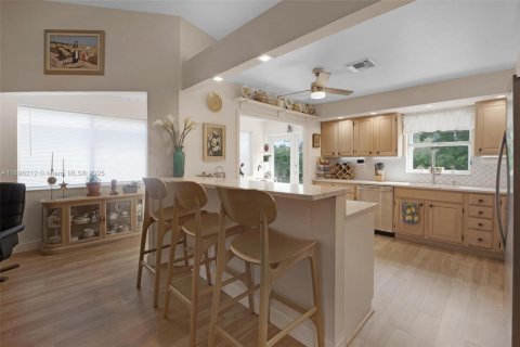 Villa ou maison à vendre à Homestead, Floride: 2 chambres, 108.79 m2 № 1949510 - photo 12