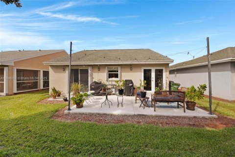 Villa ou maison à vendre à Homestead, Floride: 2 chambres, 108.79 m2 № 1949510 - photo 28