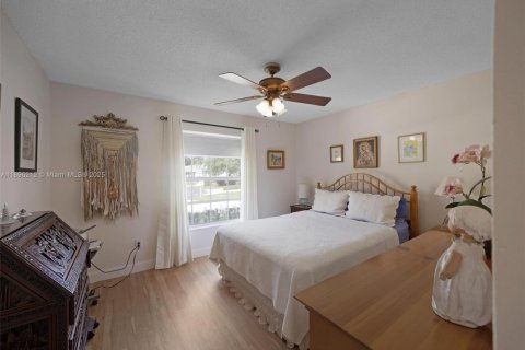 Villa ou maison à vendre à Homestead, Floride: 2 chambres, 108.79 m2 № 1949510 - photo 22