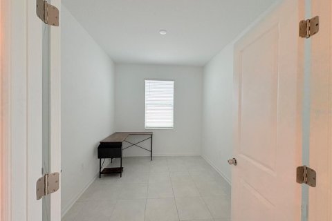 Casa en alquiler en Eagle Lake, Florida, 3 dormitorios, 195.93 m2 № 1900162 - foto 15
