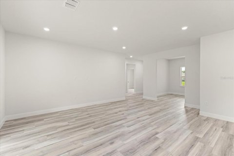 House in Ocala, Florida 4 bedrooms, 181.07 sq.m. № 1847351 - photo 13