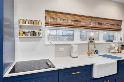 Купить коммерческую недвижимость в Данедин, Флорида 5 спален, 245.26м2, № 1746474 - фото 11