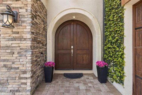 Villa ou maison à louer à Winter Garden, Floride: 4 chambres, 337.79 m2 № 2401140 - photo 6