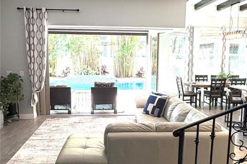 Villa ou maison à louer à Winter Garden, Floride: 4 chambres, 337.79 m2 № 2401140 - photo 13