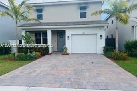Casa en Homestead, Florida 4 dormitorios № 2168978