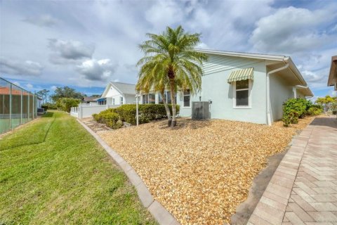 Villa ou maison à vendre à Port Charlotte, Floride: 2 chambres, 141.95 m2 № 2200734 - photo 23