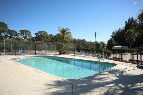 Villa ou maison à vendre à Port Charlotte, Floride: 2 chambres, 141.95 m2 № 2200734 - photo 30