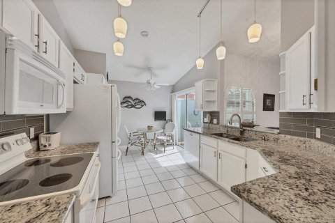 Villa ou maison à vendre à Port Charlotte, Floride: 2 chambres, 141.95 m2 № 2200734 - photo 7