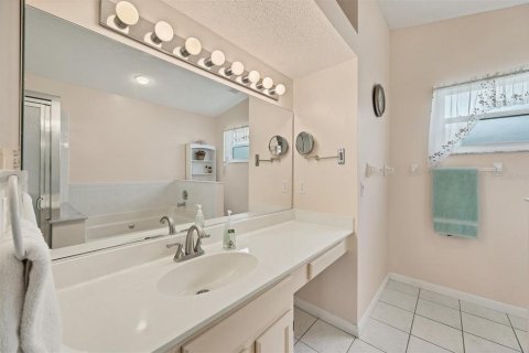 Villa ou maison à vendre à Port Charlotte, Floride: 2 chambres, 141.95 m2 № 2200734 - photo 15