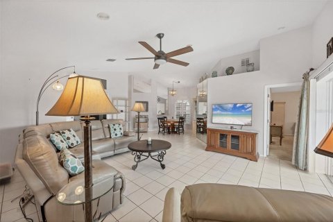 Villa ou maison à vendre à Port Charlotte, Floride: 2 chambres, 141.95 m2 № 2200734 - photo 6
