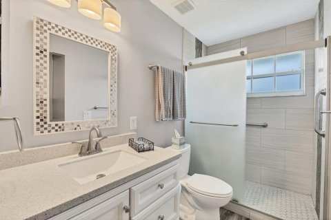 Villa ou maison à vendre à Port Charlotte, Floride: 2 chambres, 141.95 m2 № 2200734 - photo 18