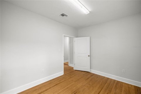 Immobilier commercial à vendre à Ocala, Floride: 111.48 m2 № 2378287 - photo 9