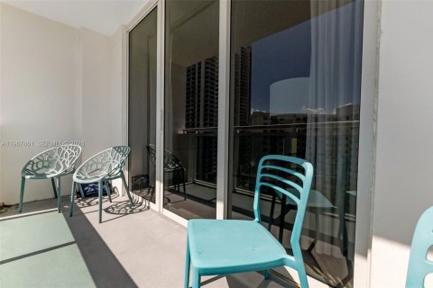 Купить кондоминиум в Холливуд, Флорида 2 спальни, 112.6м2, № 2029172 - фото 25