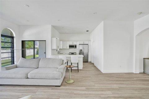 Immobilier commercial à vendre à Miami, Floride: 248.23 m2 № 1969600 - photo 29