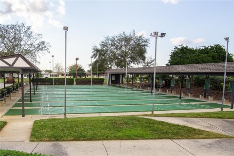 House in Lakeland, Florida 2 bedrooms, 98.2 sq.m. № 1848472 - photo 17
