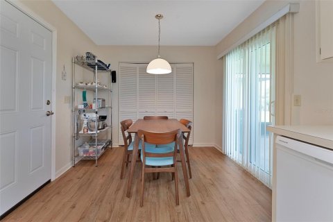 House in Lakeland, Florida 2 bedrooms, 98.2 sq.m. № 1848472 - photo 7